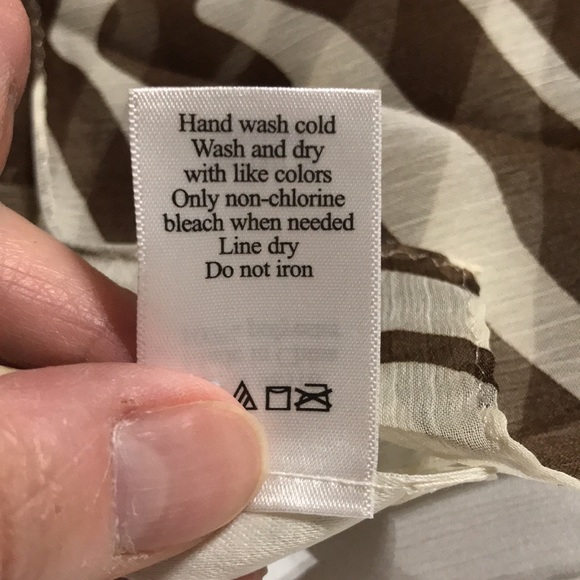 Coldwater Creek brown and cream zebra print scarf - Picture 3 of 4